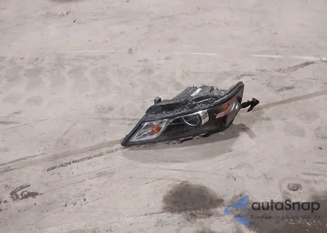 2017 Chevrolet Impala 1Lt из США, поврежденный, VIN 2G1105S39H9102903